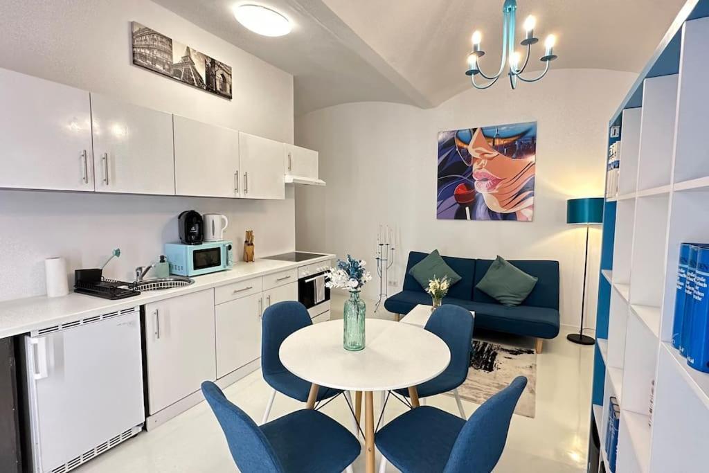 C'Est La Vie A Paris Apartment Vienna Luaran gambar