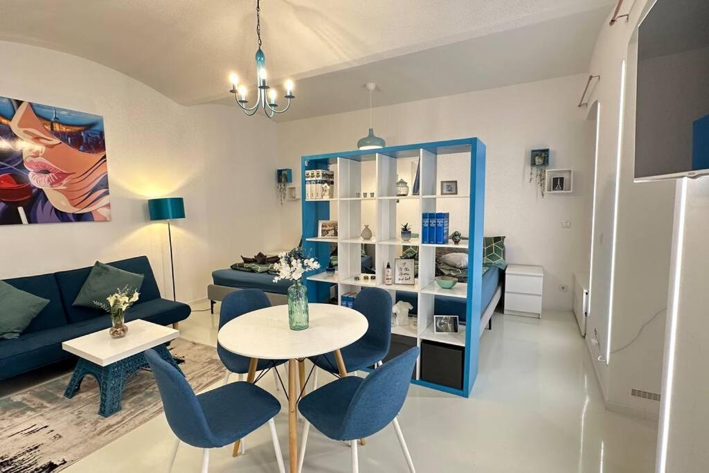 C'Est La Vie A Paris Apartment Vienna Luaran gambar